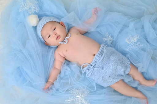 周口宝宝吐奶频繁怎么回事